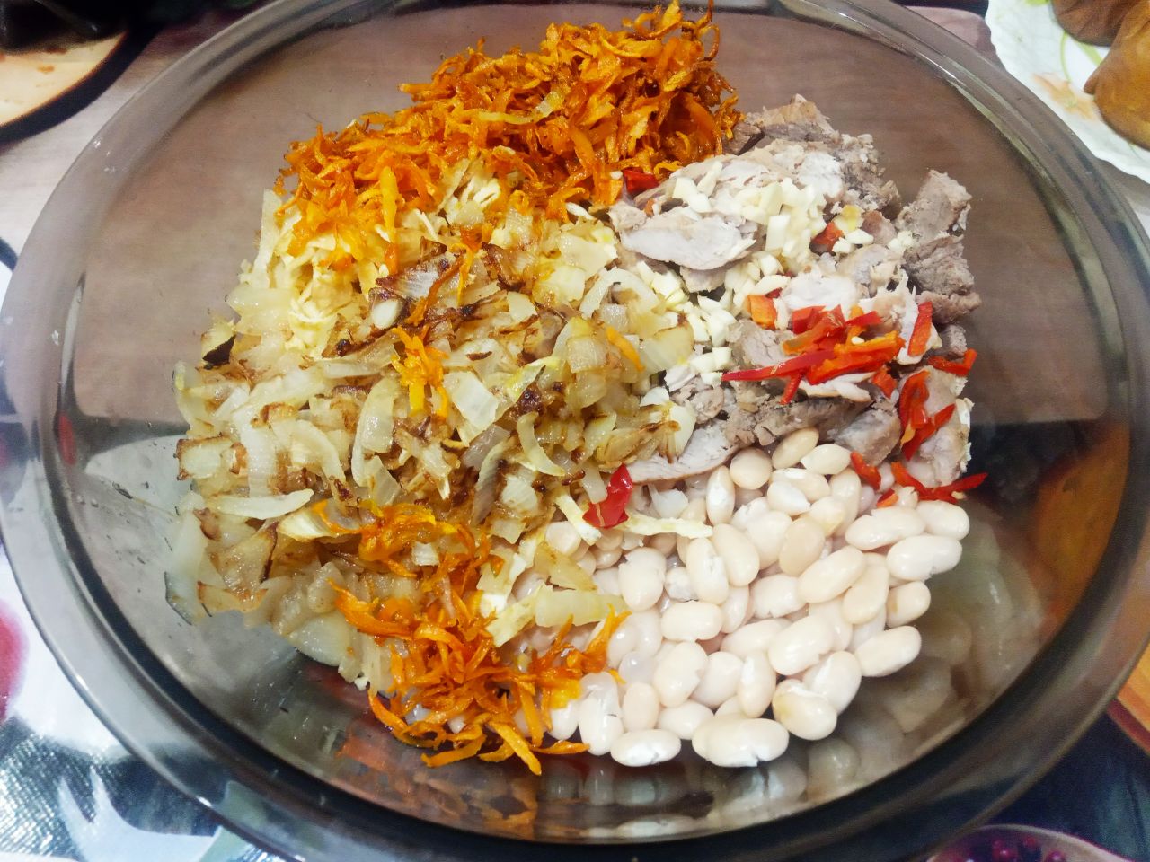 Salat Fasoleviy Myasnoy 21