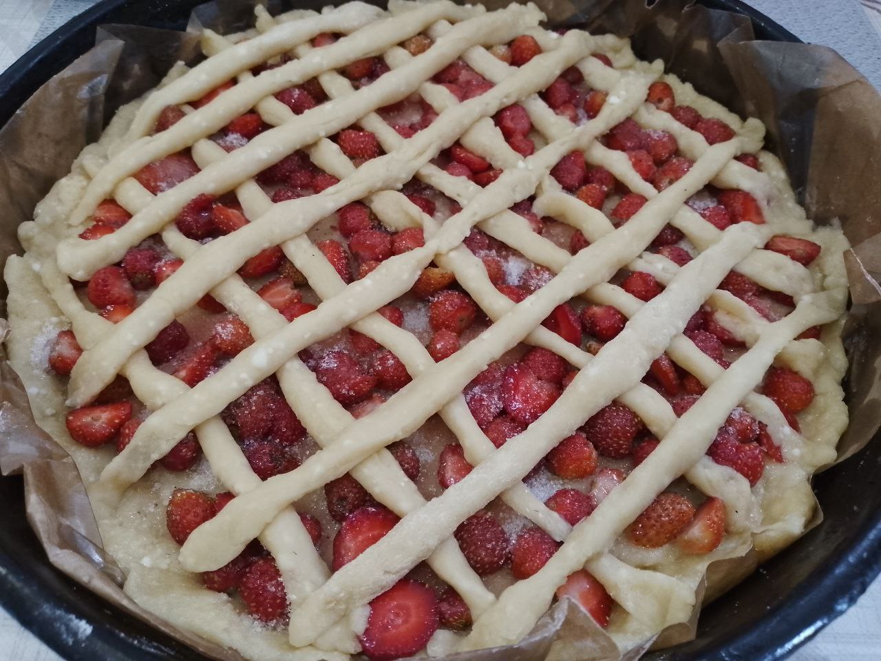 Pirog Tvrojniy S Klybnikoy 12