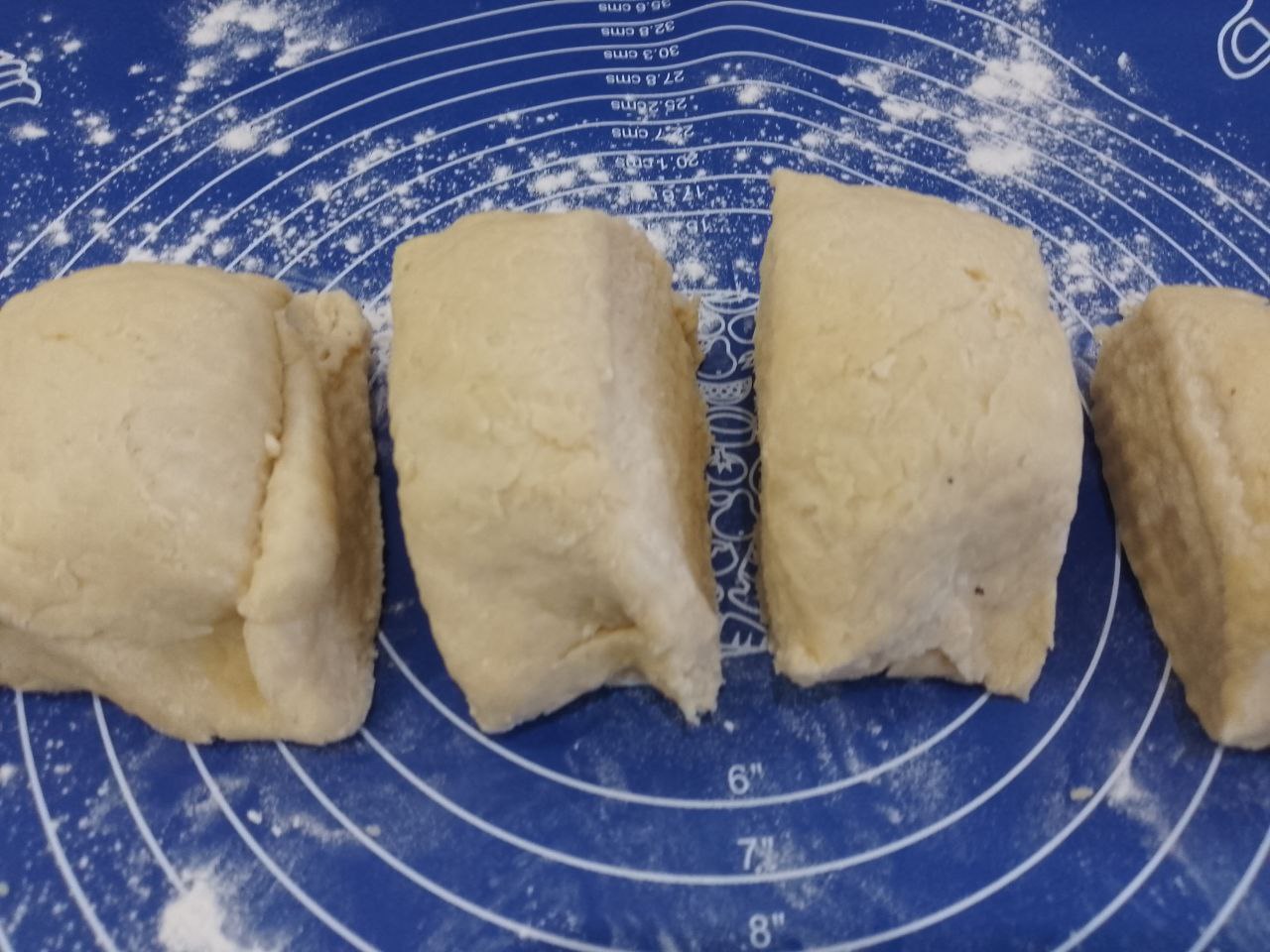 Pirog Trexsloyniy 15