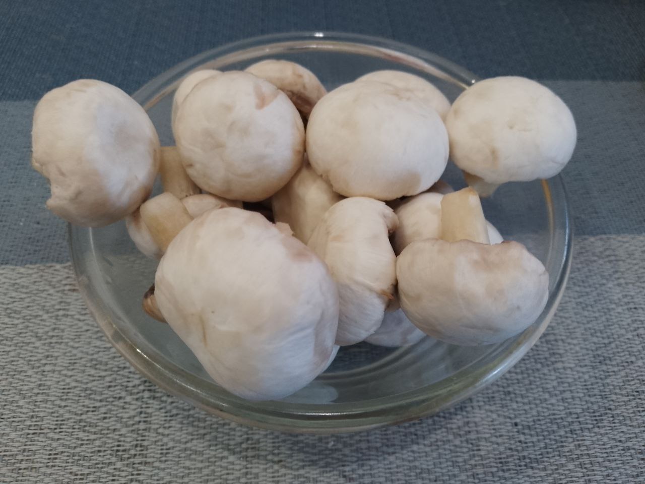 Lavach V Kluarre S Nazhinkoy 1