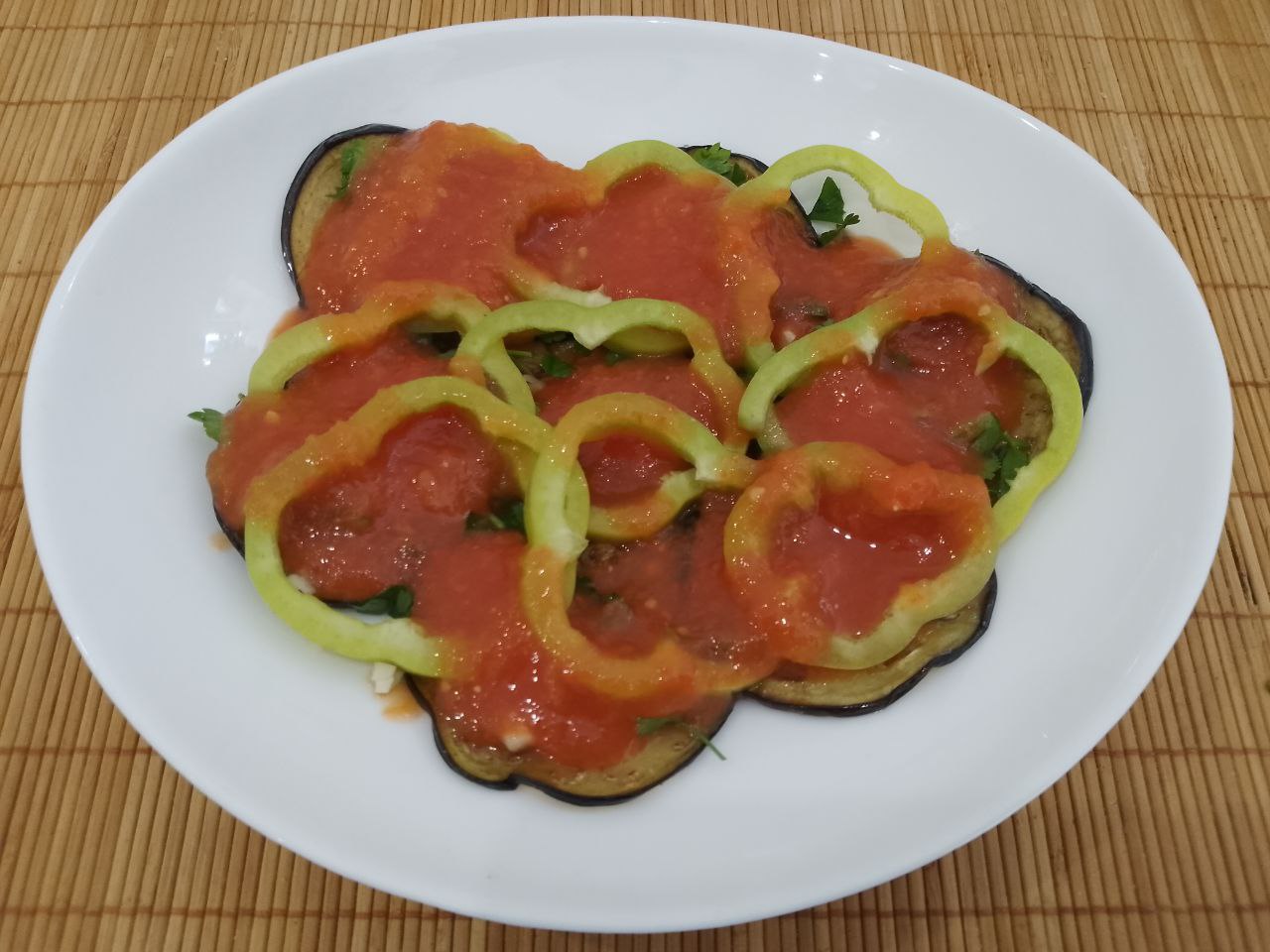 Salat Baklajan Pomidor 7