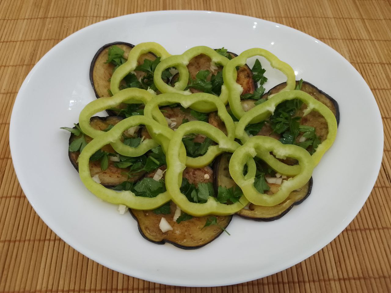 Salat Baklajan Pomidor 9