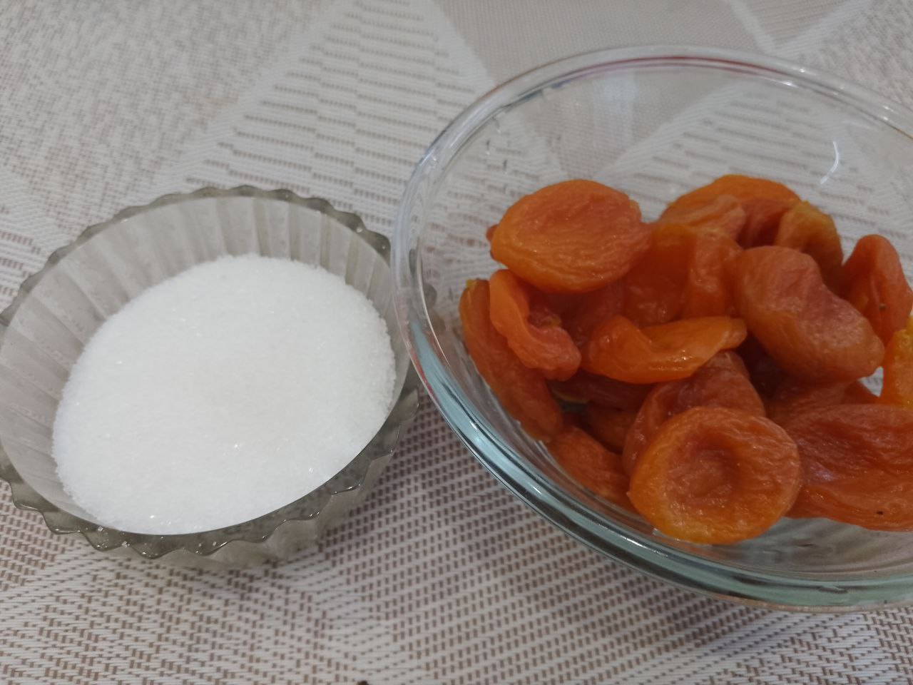 Pirog Trexsloyniy 28