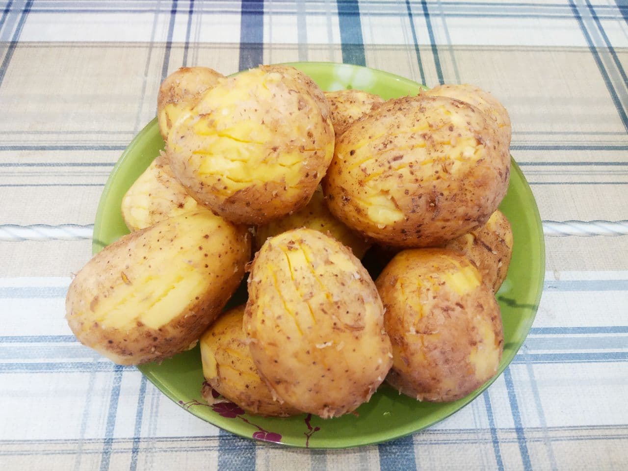 Kartofelь Zapezhenniy6