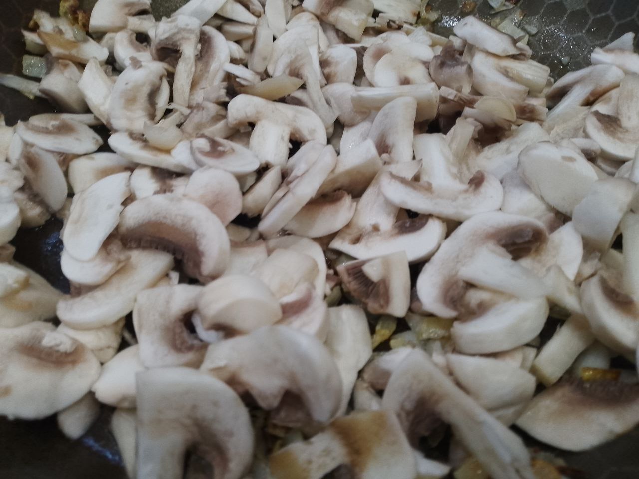 Lavach V Kluarre S Nazhinkoy 3