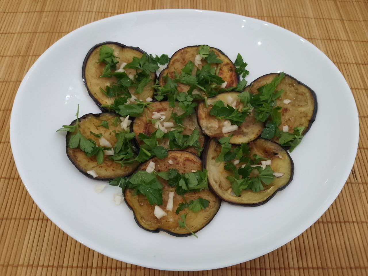 Salat Baklajan Pomidor 10